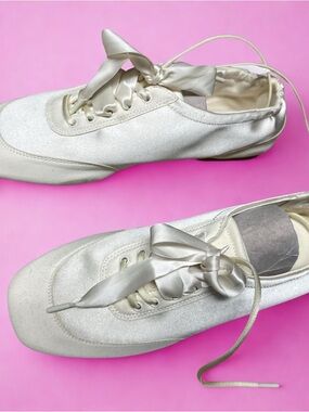 Satin Ribbon Lace-Up Flats in Cream